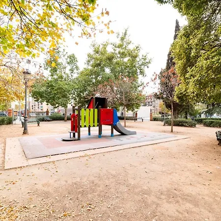 Piso Junto A Parque De Ciencias En