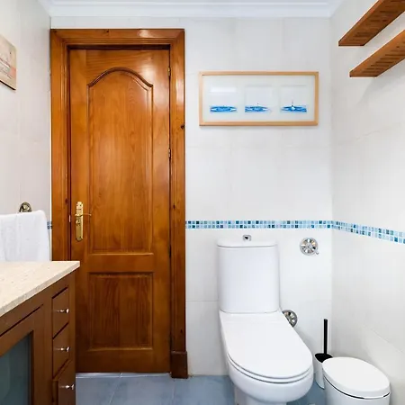 Piso Junto A Parque De Ciencias En דירה *
